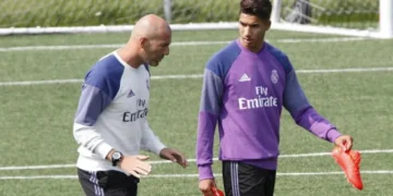 The Atlas Lion credited Zinédine Zidane for playing a key role in his development as a professional footballer.
