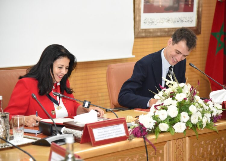 Amal El Fallah Seghrouchni, Minister Delegate in charge of Digital Transition and Administrative Reform, signed on Friday a Memorandum of Understanding with Arthur Mensch, cofounder and CEO of Mistral AI.