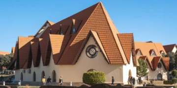The American School of Ifrane (ASI) has issued a detailed statement addressing the controversy surrounding its decision to expel 16 students.