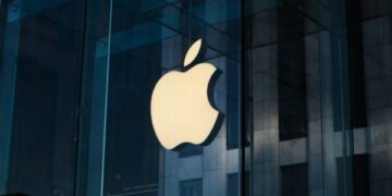 The national administration strongly urged iPhone, iPad, Mac computer users, and owners of other Apple products to install updates as soon as possible.