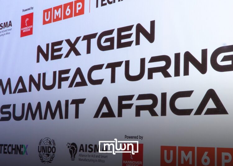 The summit addresses digital transformation, artificial intelligence, automation, industrial sustainability, and financing.