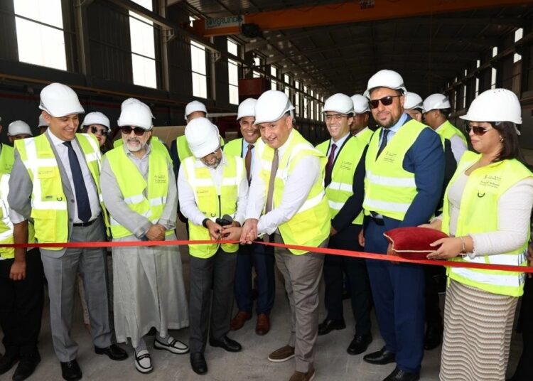 The inauguration ceremony was attended by Ryad Mezzour, Minister of Industry and Commerce, and Mohamed Zahid, Chairman and CEO of Menara Holding.