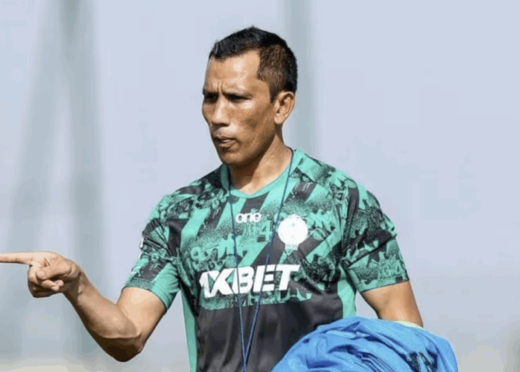 Davids replaces Chabbi as Raja Casablanca manager