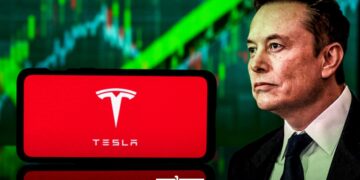 Tesla Shares Climb as Elon Musk’s $1 Billion Stock Purchase Reinforces Confidence in EV Maker
