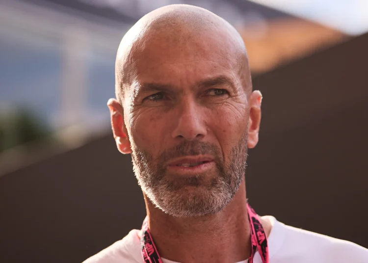 Zinedine Zidane distances himself from Fenerbahce job amid France links. | Ciancaphoto Studio/GettyImages