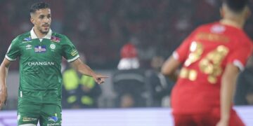Casablanca’s derby ended without a winner as Raja Casablanca and Wydad Casablanca played out a 0–0 draw at the Mohamed V Stadium.