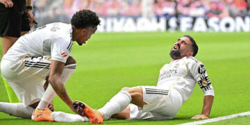 Real Madrid captain Dani Carvajal is facing another long injury break after being diagnosed with a loose joint in his right knee. 