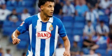 Manchester united see Omar El Hilali as a defensively solid right back.