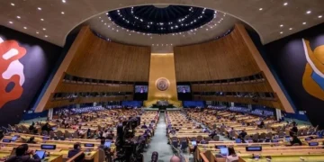 He further confirmed the UAE’s “support for the autonomy initiative within the framework of the Kingdom’s territorial integrity.”