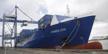 The Port of Cádiz has regained a regular maritime connection with Morocco after more than ten years.