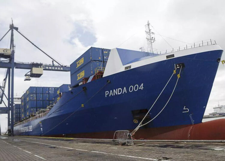 The Port of Cádiz has regained a regular maritime connection with Morocco after more than ten years.