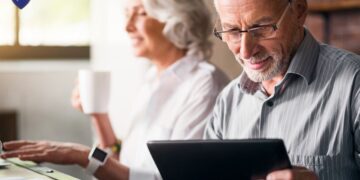 US Retirees Earn $5,750 In Stable Passive Income Using XRP, VEST Mining
