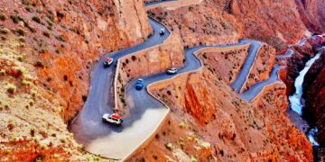 Road to the Moroccan city of Tinghir