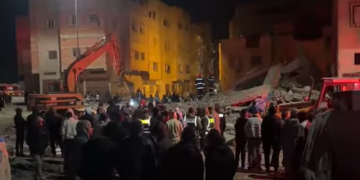 Collapse Fez buildings