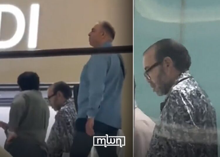 The King, who appeared in good health, was accompanied by his aides and members of his security team.