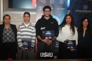 Participants at the Hackathon CIH Bank x UIR