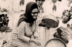 During her 1968 Morocco visit, Oum Kalthoum participated in traditional Amazigh music performances.