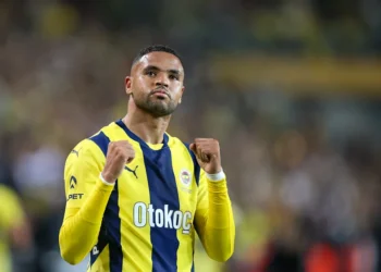 Fenerbahce must pay Sevilla nearly €3 million linked to the transfer of Moroccan striker Youssef En-Nesyri after FIFA intervened in a dispute over delayed installments.