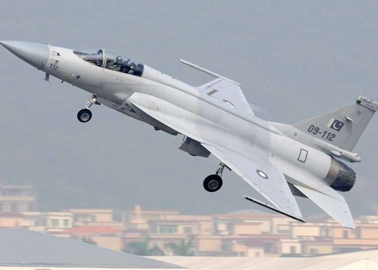 A Pakistani JF-17 fighter jet.