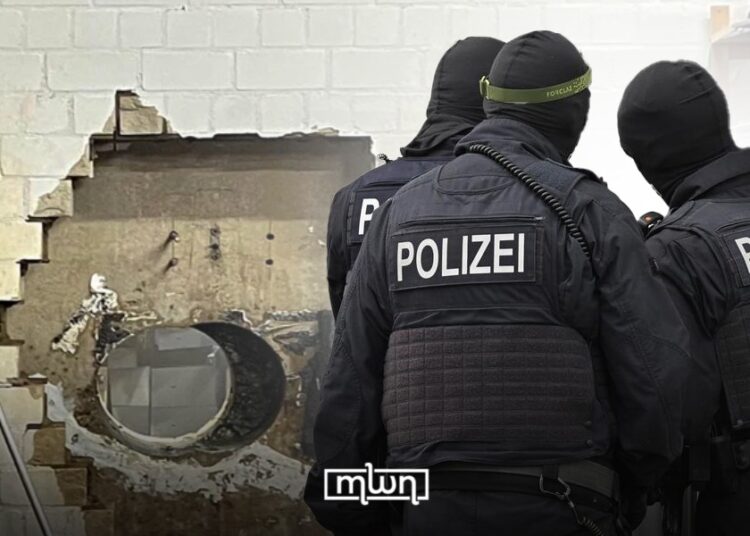 Thieves Steal €30 Million, Loot 3,000 Safe Deposit Boxes in Major German Bank Heist