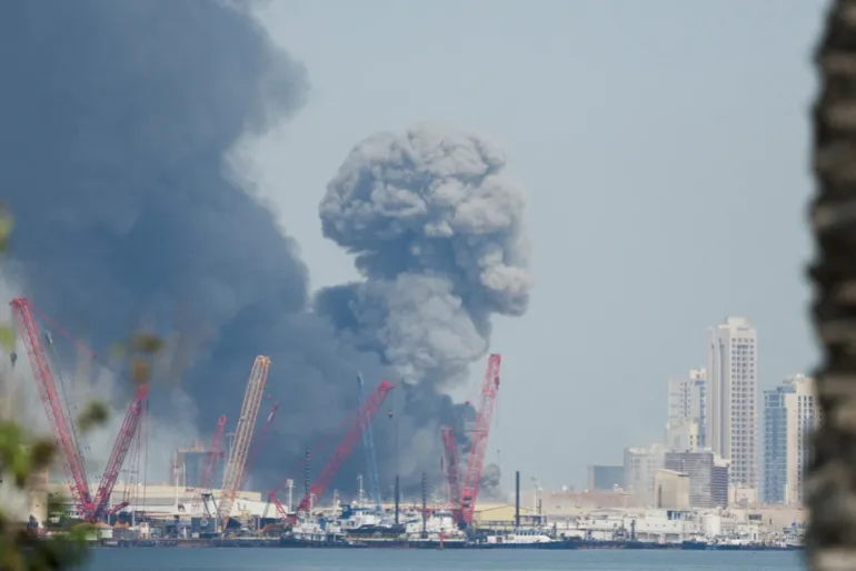 US-Israel Strikes on Iran Trigger Missile Barrage Across Middle East