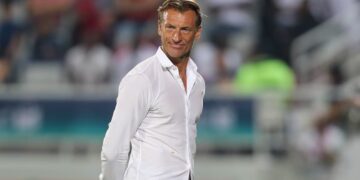 French coach Hervé Renard, former Morocco manager and now in charge of Saudi Arabia, has revisited the debate over the “towel incident.”