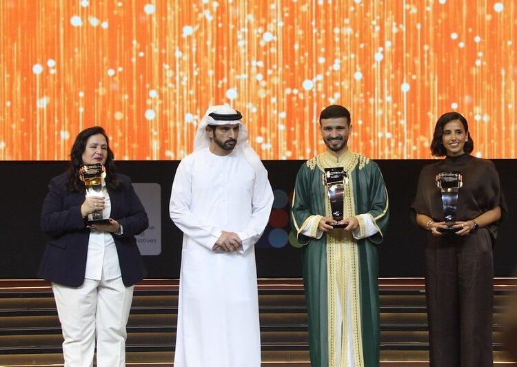 Moroccan Fouzia Mahmoudi Wins Arab Hope Makers Award in Dubai