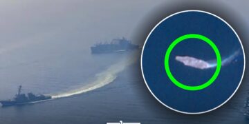 US Aircraft Carrier Confirmed Off the Coast of Oman as Tensions Rise