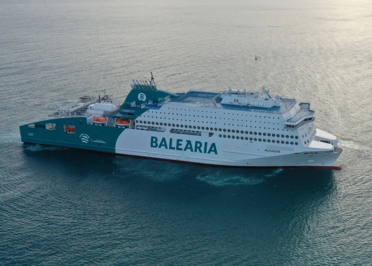 Shipping companies Balearia and Africa Morocco Link (AML), the two operators serving the route, canceled all scheduled departures from the Port of Tarifa.
