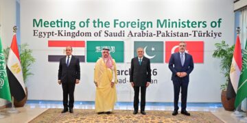 Pakistan Brings Saudi, Turkish, Egyptian Foreign Ministers Together as Iran War Escalates