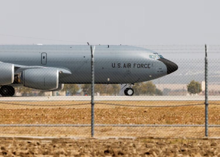 Spain close airspace US planes