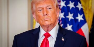 Trump Threatens to Bomb Oman if It ‘Gets in the Way’ of Iran Deal