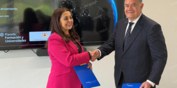 Ambassador Karima Benyaich and Planeta CEO Carlos Giménez.