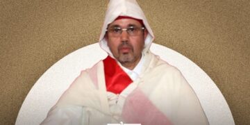 Mohamed Abdennabaoui was born on August 21, 1954, in Khouribga and grew up in an environment conducive to academic development.