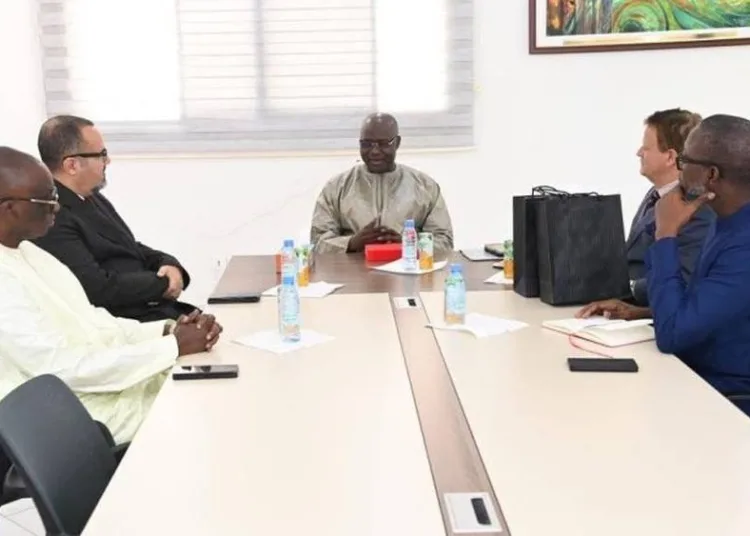 The United States Embassy in Dakar has refused entry visas to six members of the Senegalese Football Federation, blocking their travel