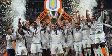 Aston Villa have lifted the Europa League trophy, their first major title in 25 years, after a commanding 3‑0 win over Freiburg