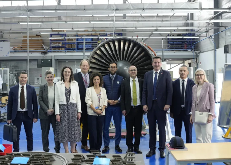 In the industrial sector, the delegation met with the Moroccan Aerospace and Space Industries Group (GIMAS).