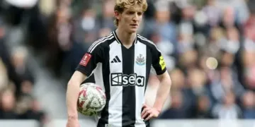 Barcelona have made a formal offer of $80 million plus add‑ons for Newcastle United winger Anthony Gordon The Catalan club’s head coach