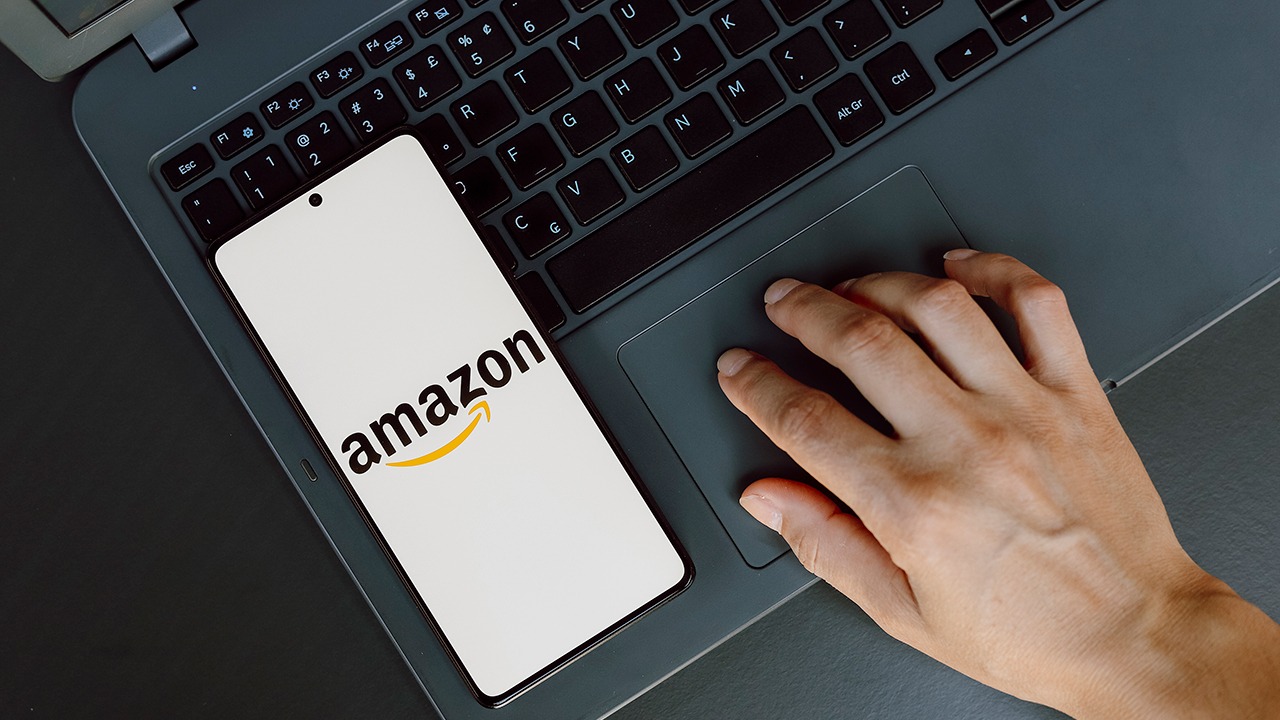 Amazon Moves to Automate Hiring with AI Interviews