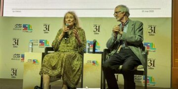 Annie Ernaux’s work has long occupied this territory, between autobiography and sociology, memory and material condition, what critics have come to call autosociobiography. Yet in Rabat, what resurfaced was the ethos of writing as a sincere act of resistance against aesthetic illusion.
