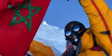Moroccan Climber Nawal Sfendla Reaches the Summit of Mount Everest
