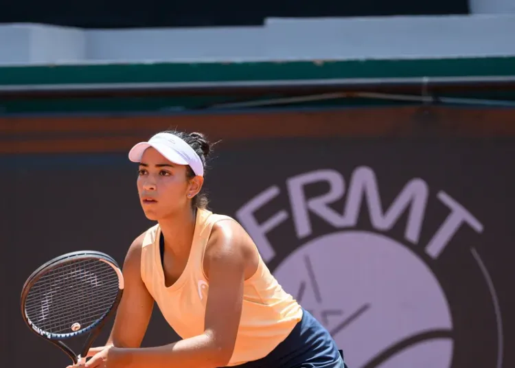 Moroccan tennis player Yasmine Kabbaj achieved a major victory on Wednesday. She qualified for the quarter-finals of the 24th Princess Lalla Meryem Grand Prix. Kabbaj defeated Germany's Tatjana Maria in straight sets. Maria entered the tournament as the number three seed.