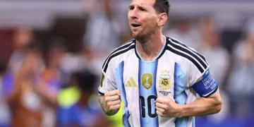 Argentina survived a major scare against Egypt, completing a dramatic comeback to win 3-2 and reach the World Cup quarterfinals.