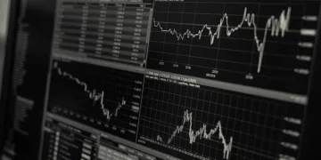 BIS Warns Inflation, Debt, AI Risks Threaten Global Economy