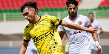 Maghreb Fès were left furious with the refereeing during their 2–1 defeat to RS Berkane on Sunday, after a controversial