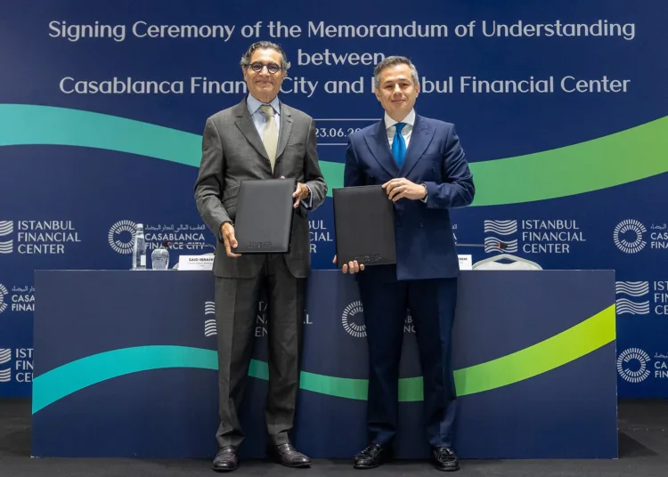 The agreement was signed at IFC headquarters in Istanbul by CFCA CEO Saïd Ibrahimi and IFC Director General Ahmet İhsan Erdem.