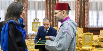 King Mohammed VI received today, at the Royal Palace in Rabat, Moroccan mountaineer Nawal Sfendla following her recent achievement of climbing Mount Everest and Mount Lhotse in a single continuous expedition.