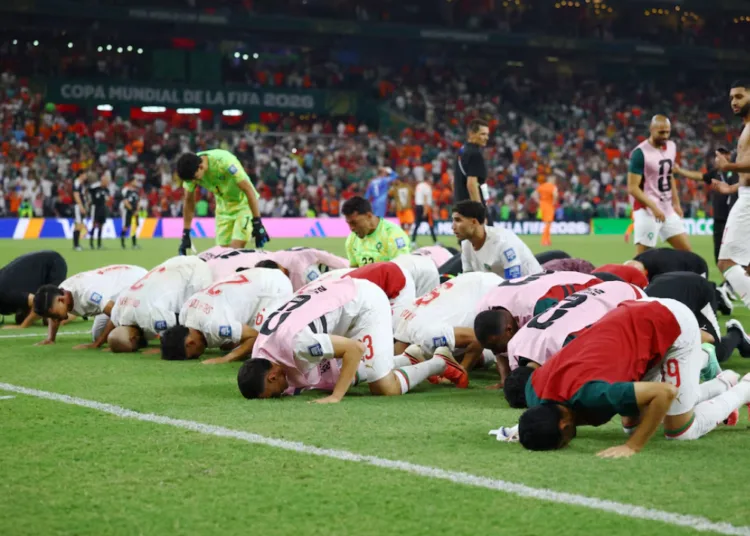 Morocco earned widespread praise from the Dutch media after eliminating the Netherlands from the 2026 FIFA World Cup. While many newspapers criticized Ronald Koeman and the Dutch performance, they also applauded the Atlas Lions and head coach Mohamed Ouahbi for their tactical discipline and deserved victory.