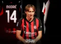 Modric Signs AC Milan Contract Extension