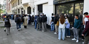 Since the announcement of the regularization process, applicants have been flocking to Moroccan consulates. AFP